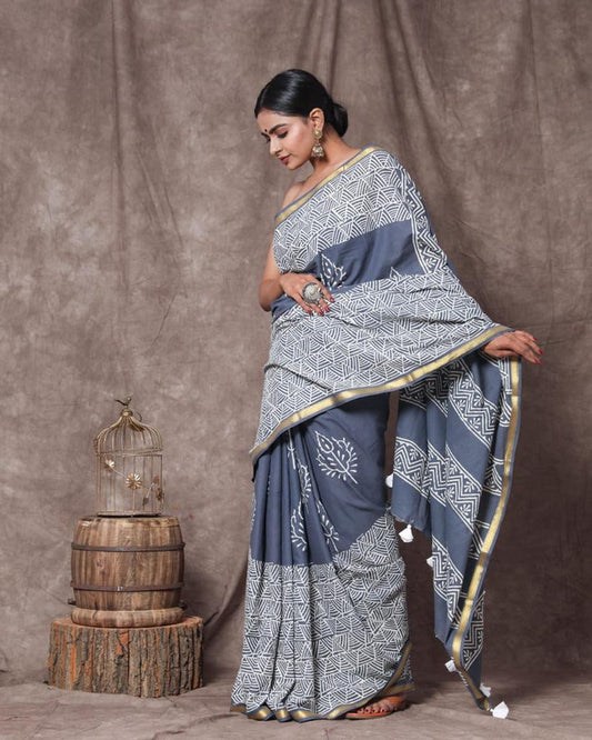 Grey with White Coloured Pure Cotton with Beautiful Jari Border Women Party/Casual wear Hand Block Printed Cotton Saree with Blouse!!