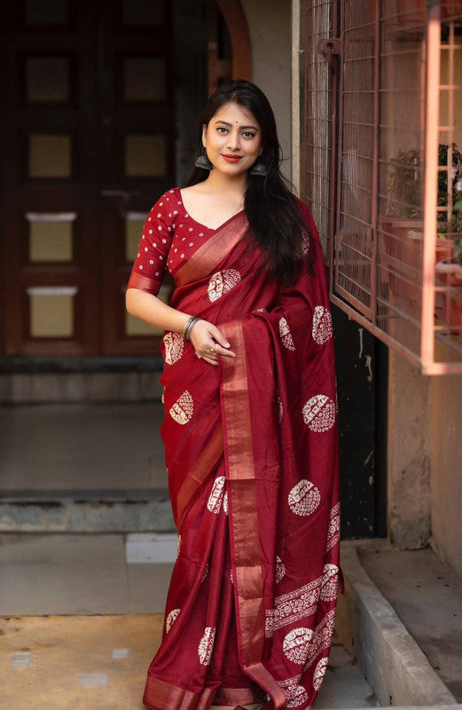 Maroon Coloured Soft Cotton Crape Batik Prints with Zari Pattu woven Border Women Ethnic/Party wear Cotton Saree with Blouse!!