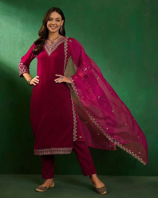 Rani Pink Coloured Velvet with Zari Sequence Embroidery work Women Designer Party wear Kurta with Pant & Organza Dupatta!!