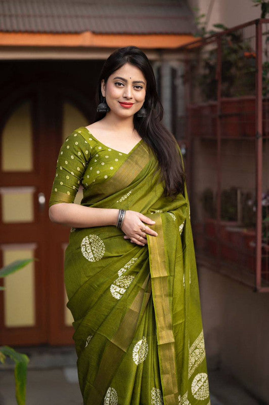 Mehendi Green Coloured Soft Cotton Crape Batik Prints with Zari Pattu woven Border Women Ethnic/Party wear Cotton Saree with Blouse!!