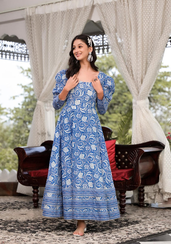 Blue & White Coloured Cotton Floral printed Round neck & long sleeves Women Designer Party/Casual wear Anarkali Kurta with Trousers!!