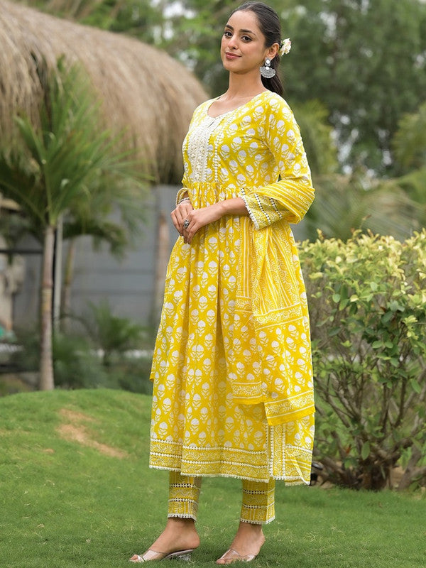 Yellow Coloured Pure Cotton with Floral Print Round Neck 3/4 Sleeves Women Designer Party/Casual wear A-line shape Kurta with Trousers & Dupatta!!