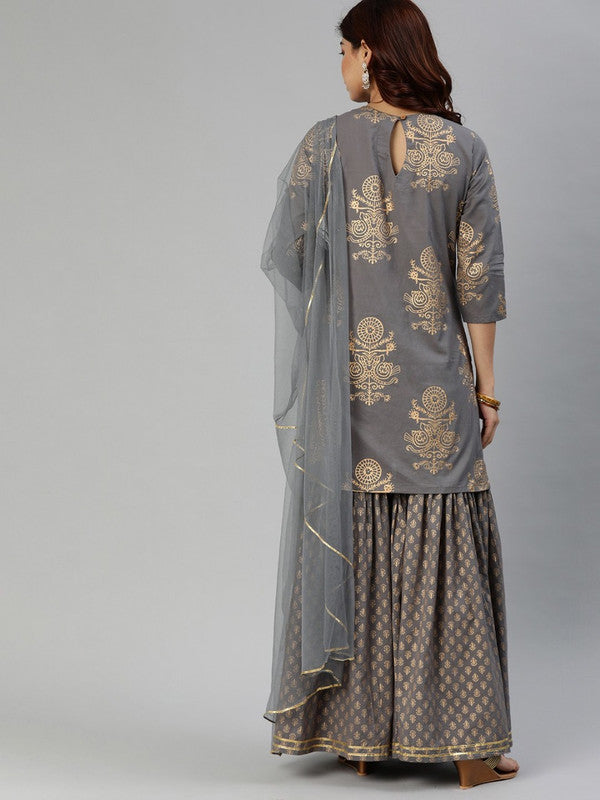 Grey & Gold Coloured Pure Cotton with Foil printed Round neck Three-quarter Sleeves Women Designer Party/Casual wear Kurta with Sharara & Dupatta!!