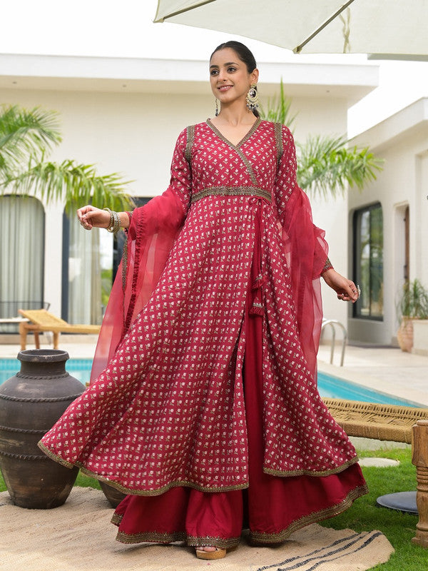 Maroon Coloured Viscose Rayon with Floral Print V-Neck Long Regular Sleeves Women Designer Party/Casual wear Anarkali Kurta With Organza Dupatta!!