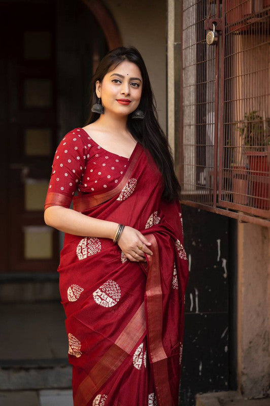 Maroon Coloured Soft Cotton Crape Batik Prints with Zari Pattu woven Border Women Ethnic/Party wear Cotton Saree with Blouse!!