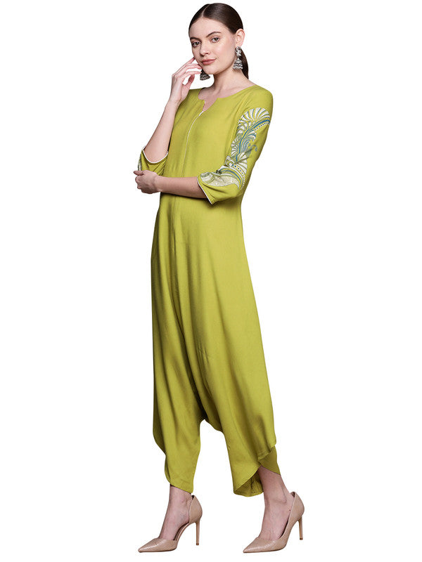 Mehandi Green Coloured Heavy Rayon with Contrast Print Three Quarter Sleeves Women Designer Party/Casual wear Jumpsuit!!