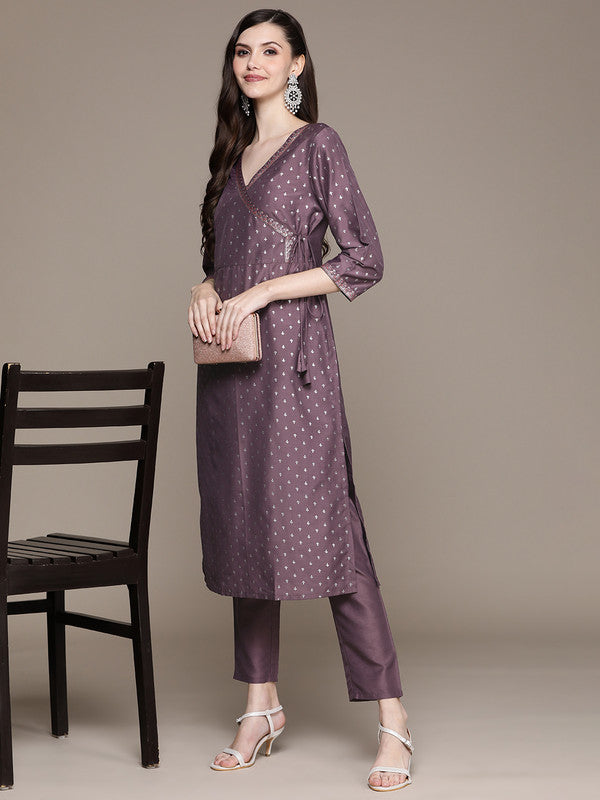 Purple Coloured Chinon Foil Print V-Neck Three Quarter Sleeve Side Slit Women Designer Party/Casual wear Straight Kurta with Pant!!