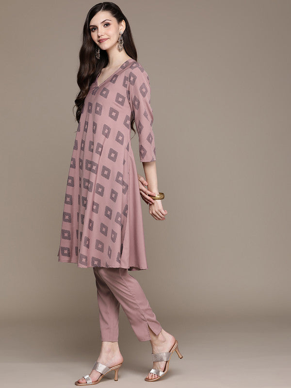 Mauve Coloured Crepe Print V Neck Front & Sleeve Dyed Back Women Designer Party/Casual wear A-Line Kurta & Pant Set!!