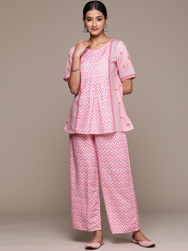 Pink Coloured Rayon with Digital Print Round Neck Elbow Sleeves Side Slits Women Designer Party/Casual Straight Kurta and Palazzo Set!!