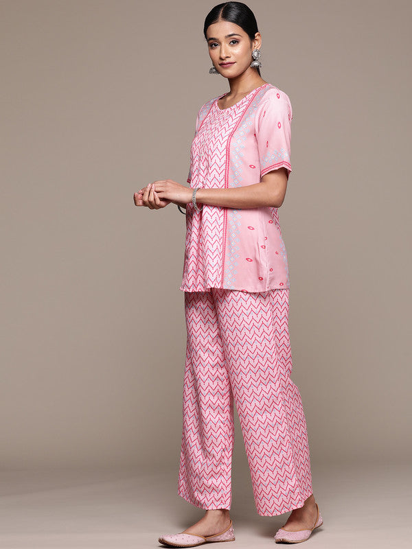 Pink Coloured Rayon with Digital Print Round Neck Elbow Sleeves Side Slits Women Designer Party/Casual Straight Kurta and Palazzo Set!!