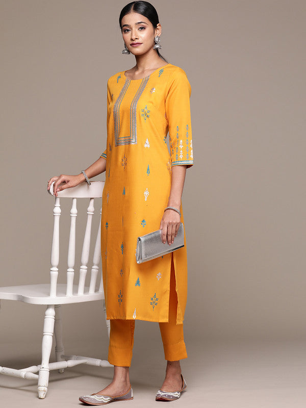 Mustard Yellow Coloured Rayon with Foil print Round Neck 3/4 Sleeves Side Slits Women Designer Party/Casual Straight Kurta and Pant Set!!