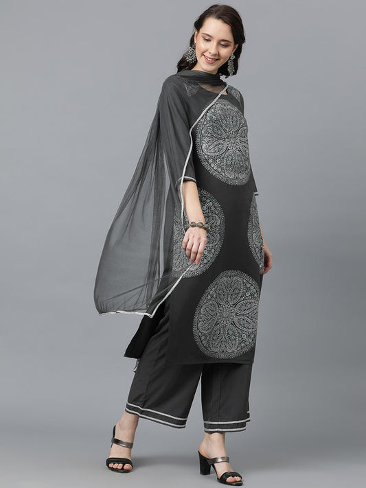 Grey Coloured Crepe with Motif & Khadi Print Round Neck 3/4th regular sleeve Side Slit Women Designer Party/Casual wear Straight Kurta with Palazzo & Dupatta set!!