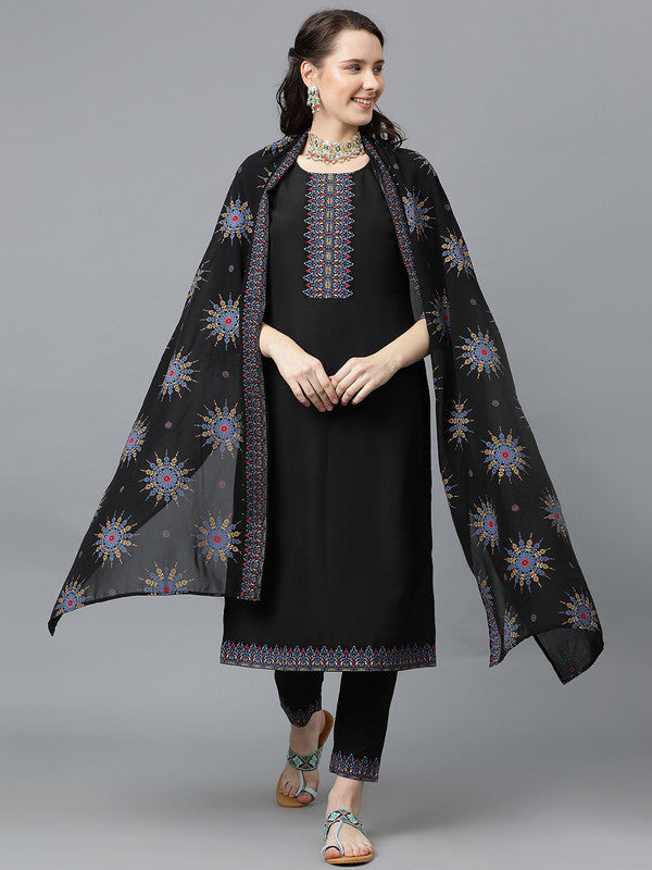 Black Coloured Crepe with Pigment Print, Round Neck, 3/4 Sleeves & Side Slits Women Designer Party/Casual wear Straight Kurta with Pant & Dupatta!!