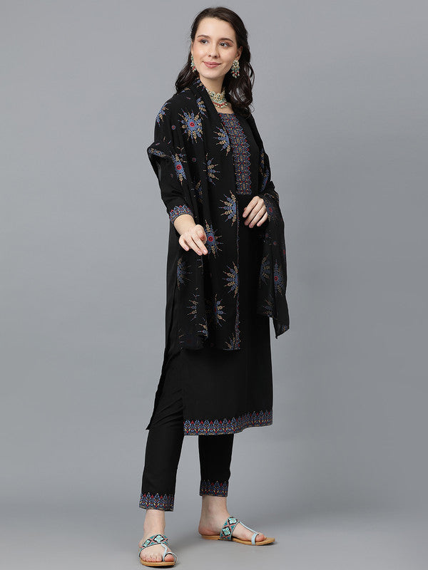 Black Coloured Crepe with Pigment Print, Round Neck, 3/4 Sleeves & Side Slits Women Designer Party/Casual wear Straight Kurta with Pant & Dupatta!!