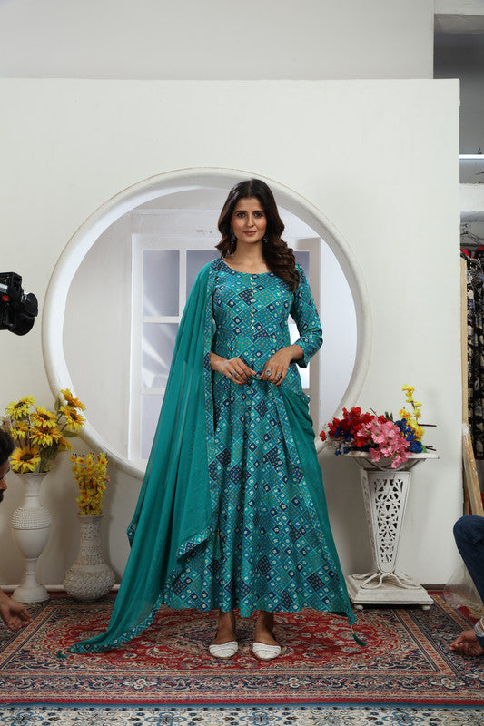 Green Coloured Premium Rayon with Floral Print Round Neck 3/4 Sleeves Women Designer Party/Casual wear Long Gown Kurta with Dupatta!!