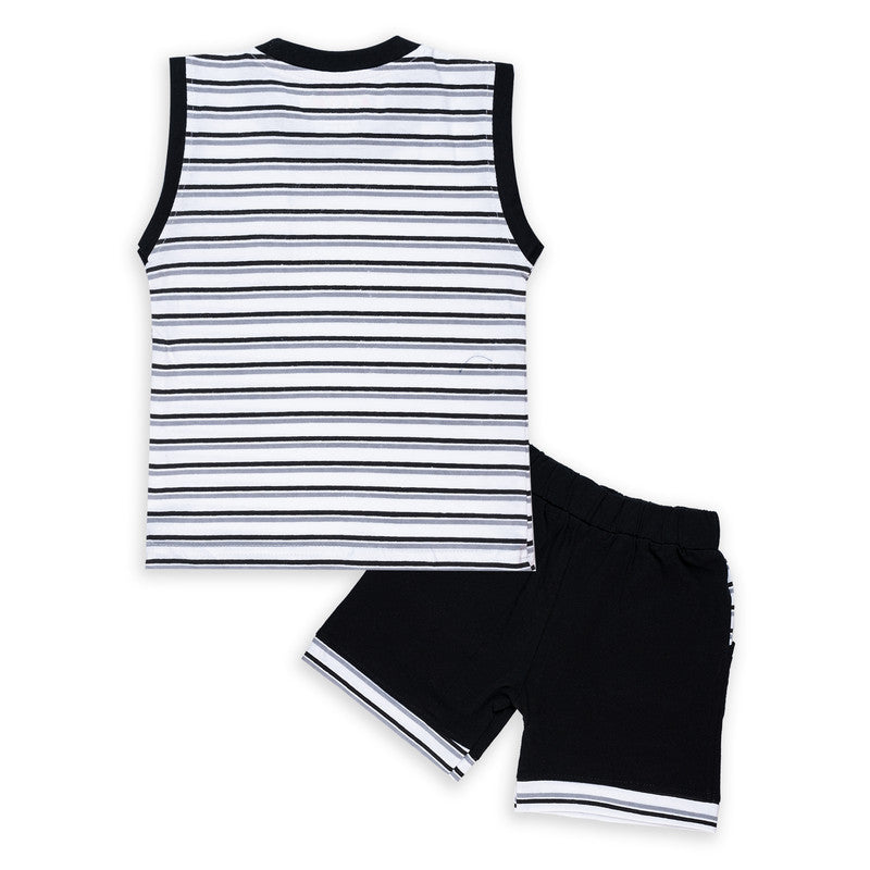 Black Coloured Sleeveless set for boys!!