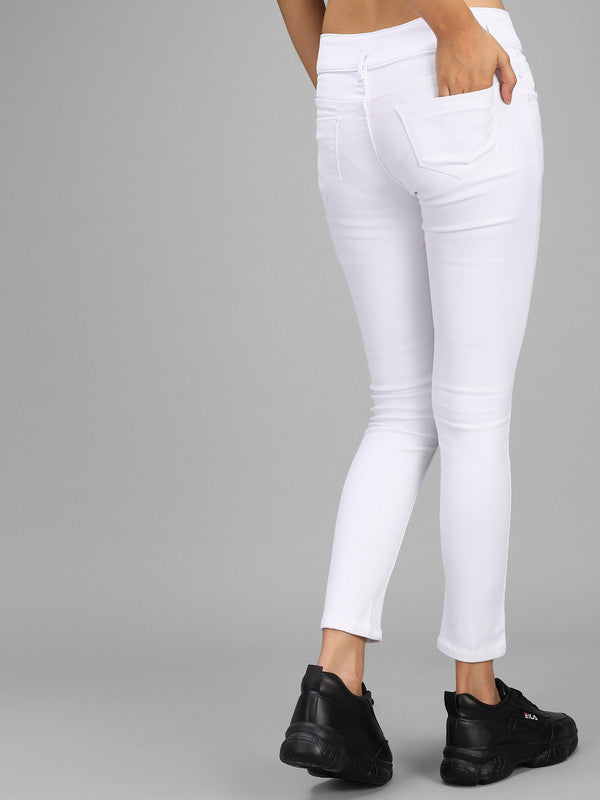 White Coloured Premium Denim Lycra with 2 Button Stretchable Ankle Length Slim Fit Women Casual/Party wear Jeans!!