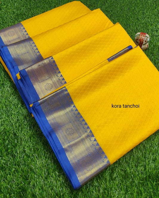 Original Banarasi Tanchoi Silk  latest contrast Saree!!