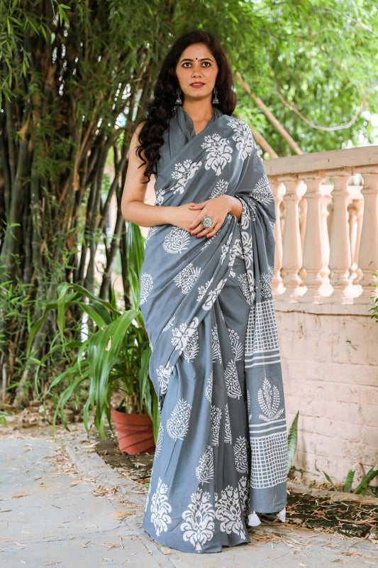 Grey Hand Printed Mul Cotton Sarees with Blouse!!