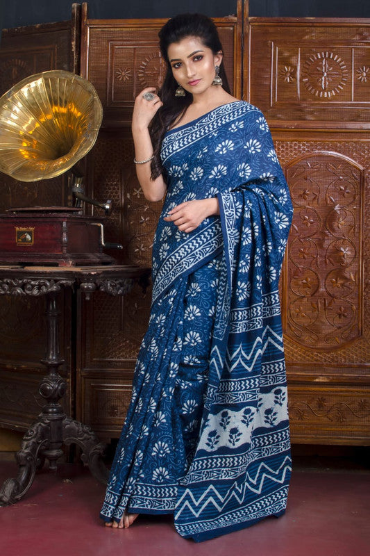 Blue & White Coloured Beautiful Hand Block printed Women Daily/Party wear Pure Cotton Saree with Blouse!!