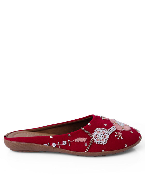 Women's Embroidered Red Canvas Round Toe Bellies!!