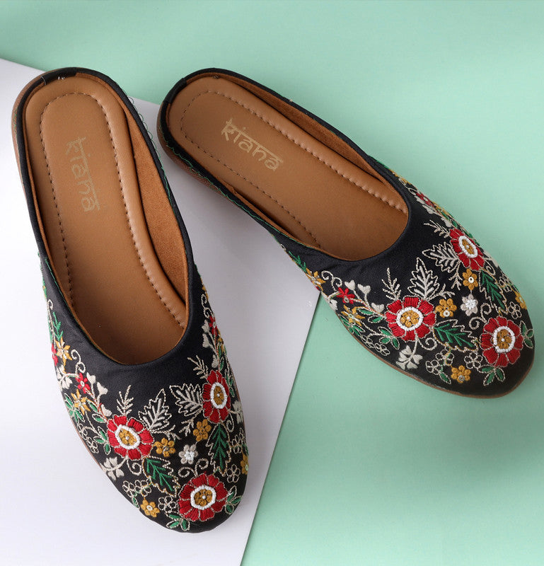 Women's Embroidered Black Canvas Round Toe Bellies!!
