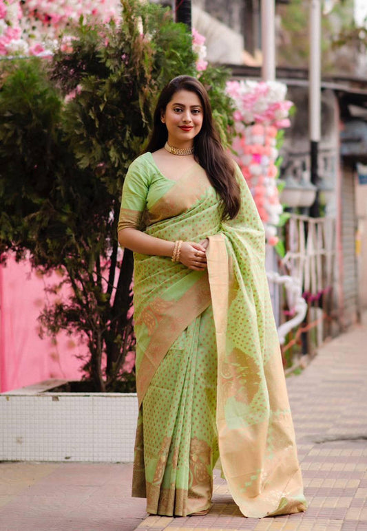 Green Coloured Soft Cotton with Copper Zari woven Design Women Designer Party/Daily wear Full length Saree with Blouse!!