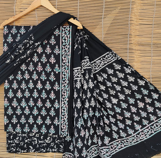 Black & White Coloured Pure Cotton Printed Women Party/Daily wear Dress Material Suit- Top with Bottom & Cotton Dupatta!!