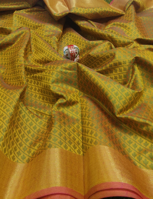 Exclusively Kora Original Banarasi weave Silk saree!!