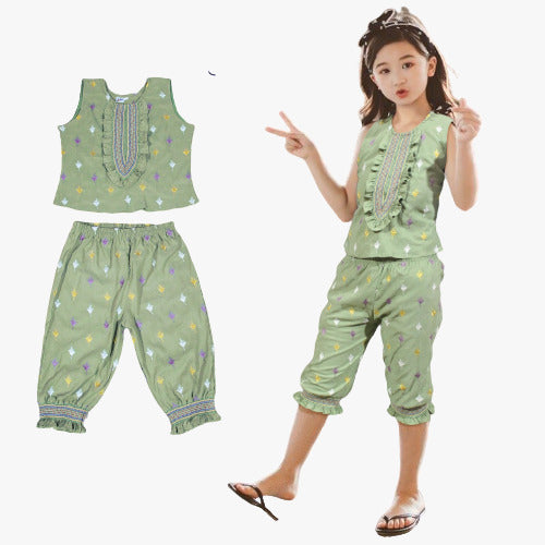 Green Coloured Lycra & Thread work Girls Top & Short Pant!!