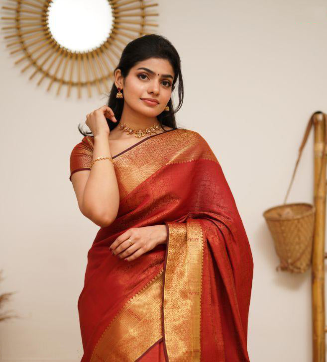 Buy Golden And Red Kanjivaram Silk Saree online-Karagiri