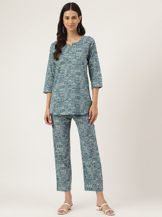 Teal Coloured Pure Cotton Floral Printed Round Neck 3/4 Sleeves Woman Designer Stylish Top & Trousers Night suit!!