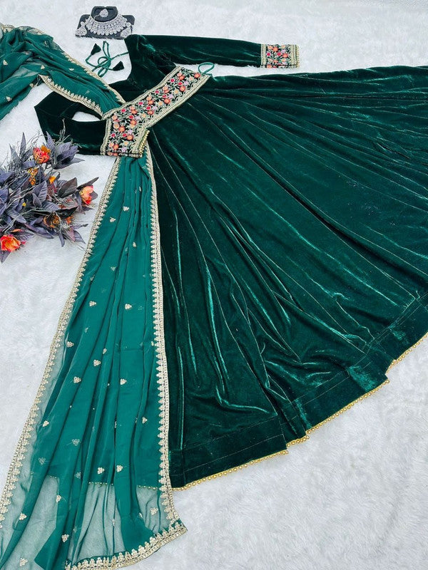 GREEN VELVET EMBROIDERY SEQUENCE WITH MOTI PARTY WEAR GOWN WITH DUPATTA!!