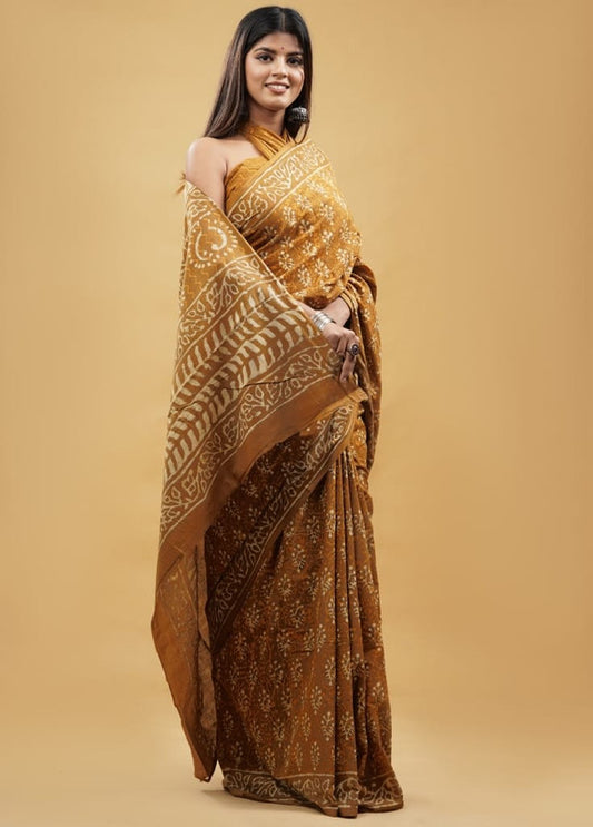 Mustard Yellow & Off White Coloured Beautiful Hand Block printed Women Daily/Party wear Pure Cotton Saree with Blouse!!