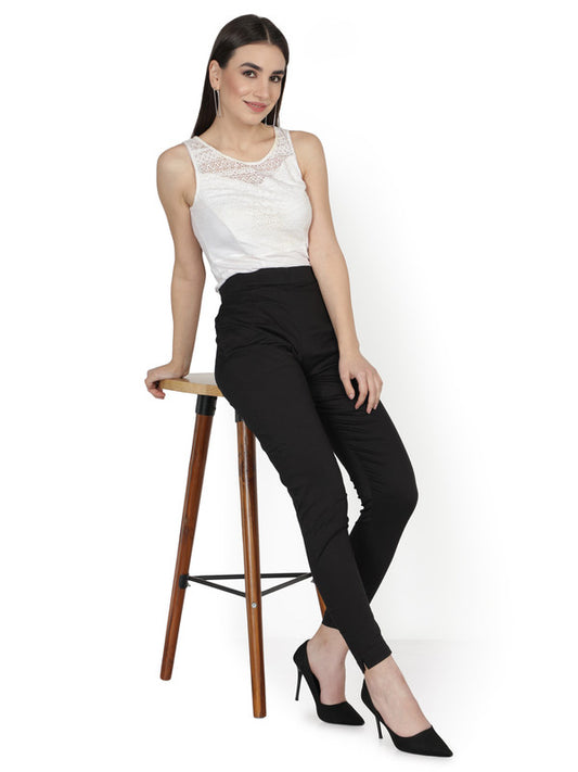 Black Coloured Soft Pure Cotton Beautifully Crafted Solid Stretchable Women Stylish And Chic Cigarette Pant!!