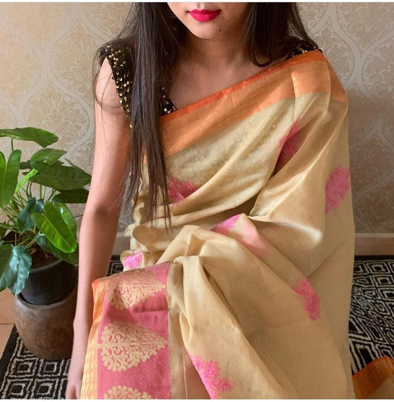 Hema in a linen saree – South India Fashion