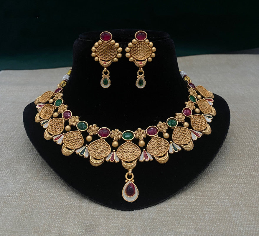 Multi coloured Exclusive Rajwadi jewellery Necklace set with Earrings and matha patti!!