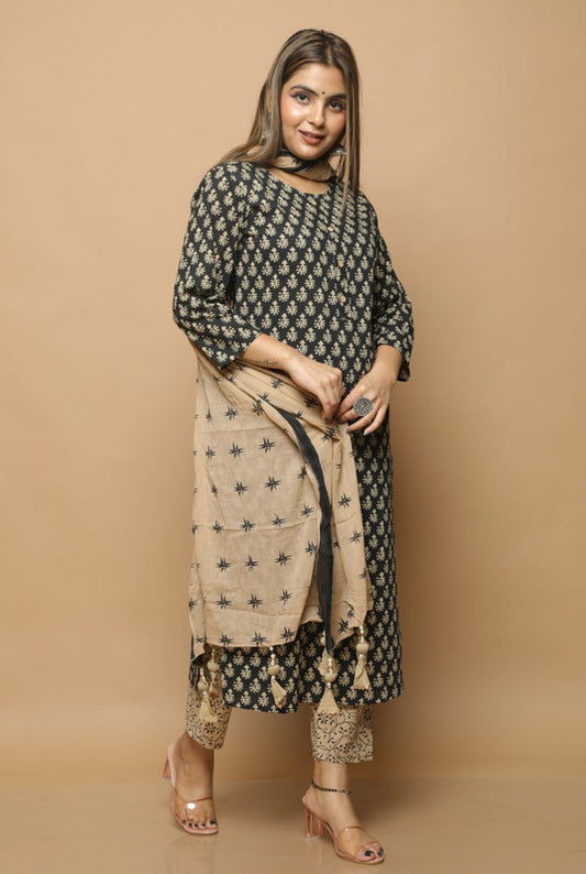 Black & Beige Coloured Pure Cotton with Print & Taussal Work Women Designer Party wear Kurti with Salwar & Dupatta!!