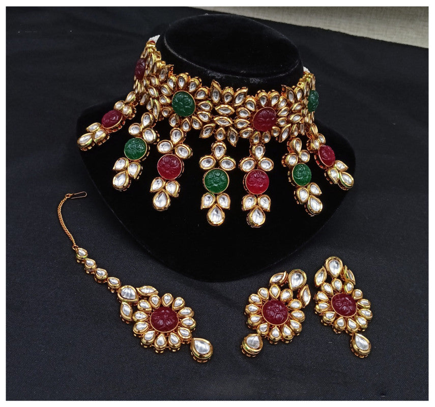 Premium quality Gold Plating Maroon & Green Kundan jewellery Necklace set with Earrings and Matha Patti!!