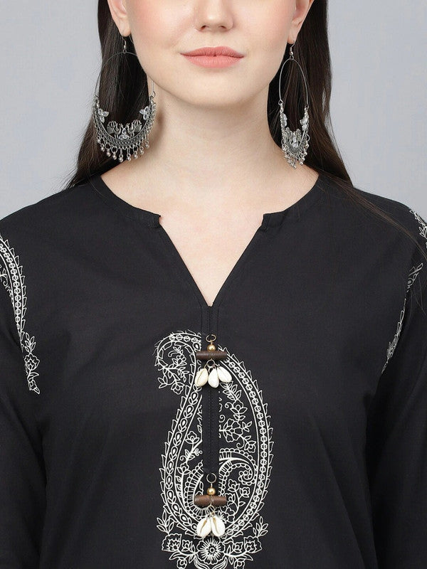 Black Ethnic motifs printed Straight Shape Party wear Kurti with Patiala Pant!!