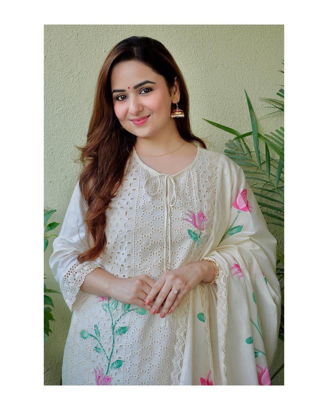 White Heavy Premium Chicken shifli Cotton Party wear Kurti with Hand printed Pant and Mulmul Dupatta!!