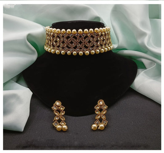 Gold Coloured Mehendi Gold plating Exclusive Necklace jewellery set with Earrings!!