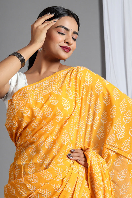 Yellow & White Coloured Pure Cotton Beautiful Hand Block printed Women Daily/Party wear Saree with Blouse!!