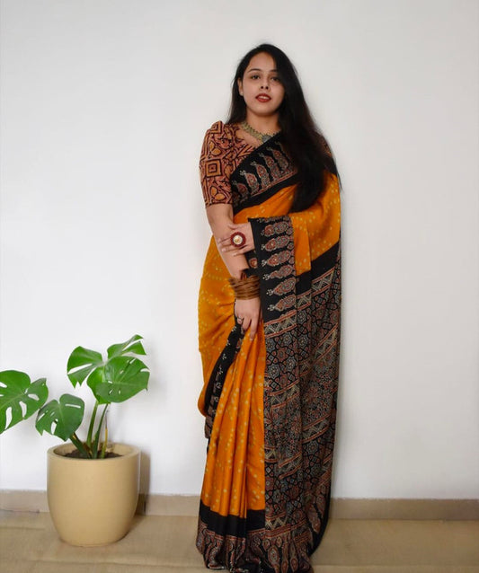 Orange & Black Coloured Imported Cotton Digital print Women Party wear Saree with Blouse!!