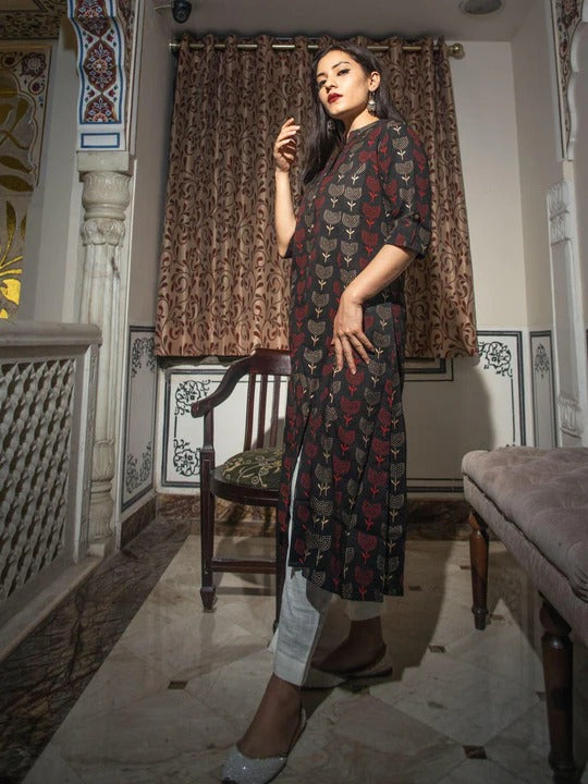 Black & Red Coloured Pure Cotton Ethnic Motifs Printed A Line Shape Women Designer Party/Daily wear Kurti!!