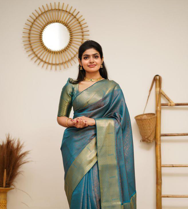 Celebrity Styles to Steal, Uppada pattu plain with long border, Nikki –  shakthistyles