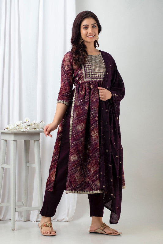 Masleen foil printed heavy embroidery Kurti!!