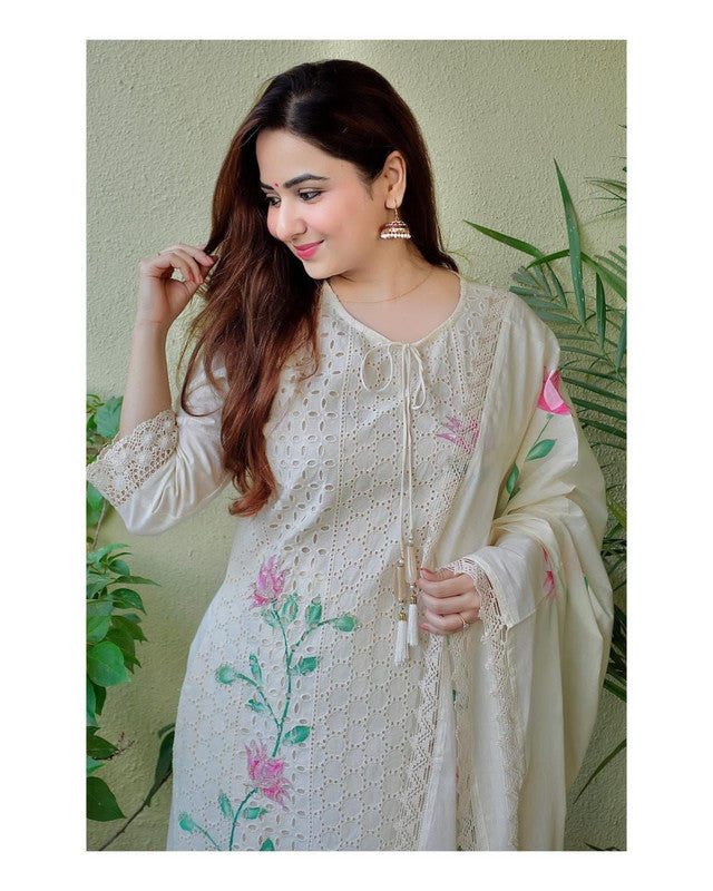 White Heavy Premium Chicken shifli Cotton Party wear Kurti with Hand printed Pant and Mulmul Dupatta!!