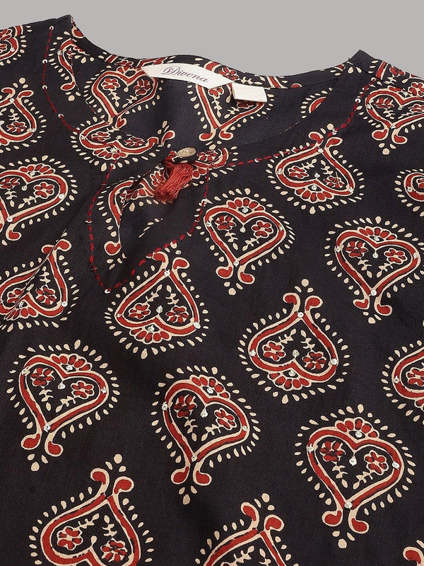 Black & Maroon Coloured Pure Cotton Ethnic Motif Floral Printed Straight Shape Women Designer Party/Daily wear Kurti with Salwar!!