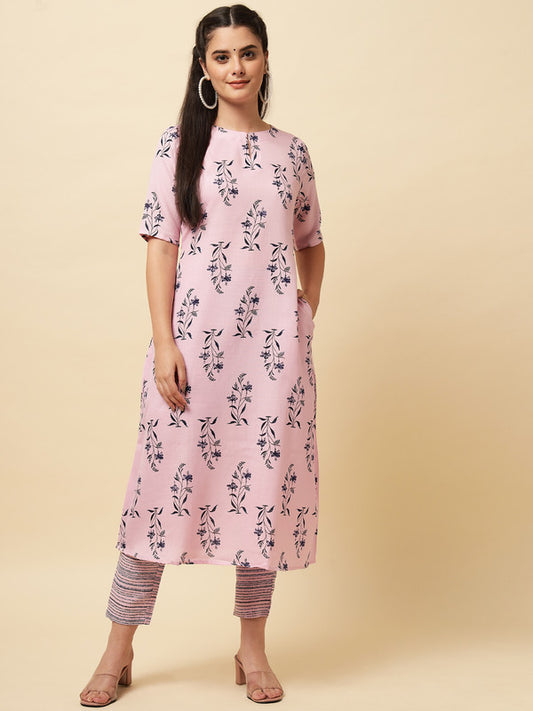 Pink Coloured Designer Printed Stright Rayon Kurti with Pant!!